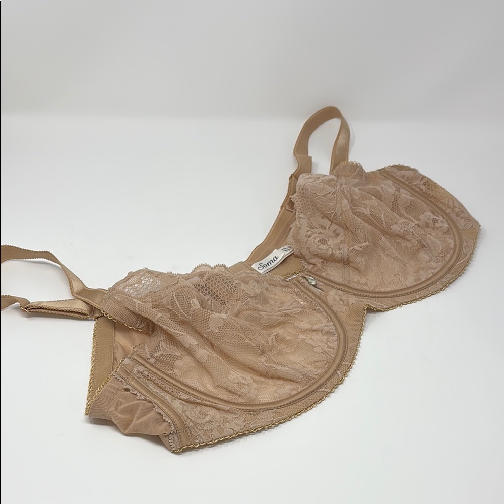 NWOT SOMA AMOROUS Full Coverage Bra!